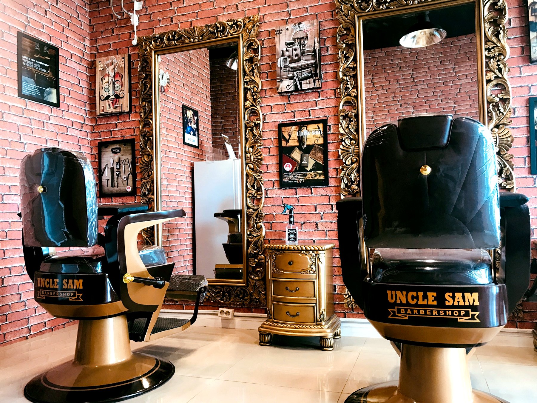 Interior premium Uncle Sam Barbershop
