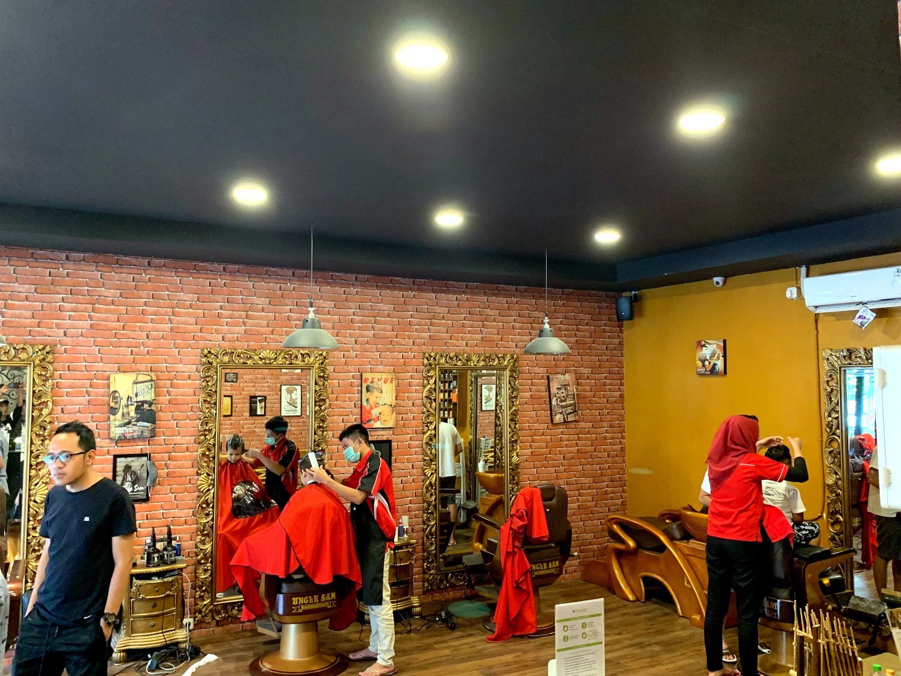 Layanan haircut anak